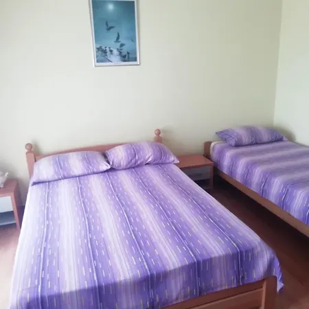 Luka Apartment *